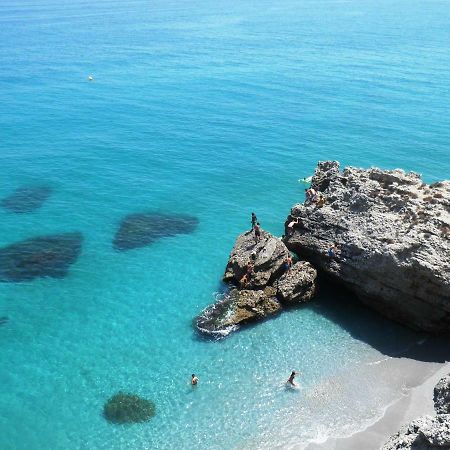Apartamentos Eduardo Rico Nerja Εξωτερικό φωτογραφία